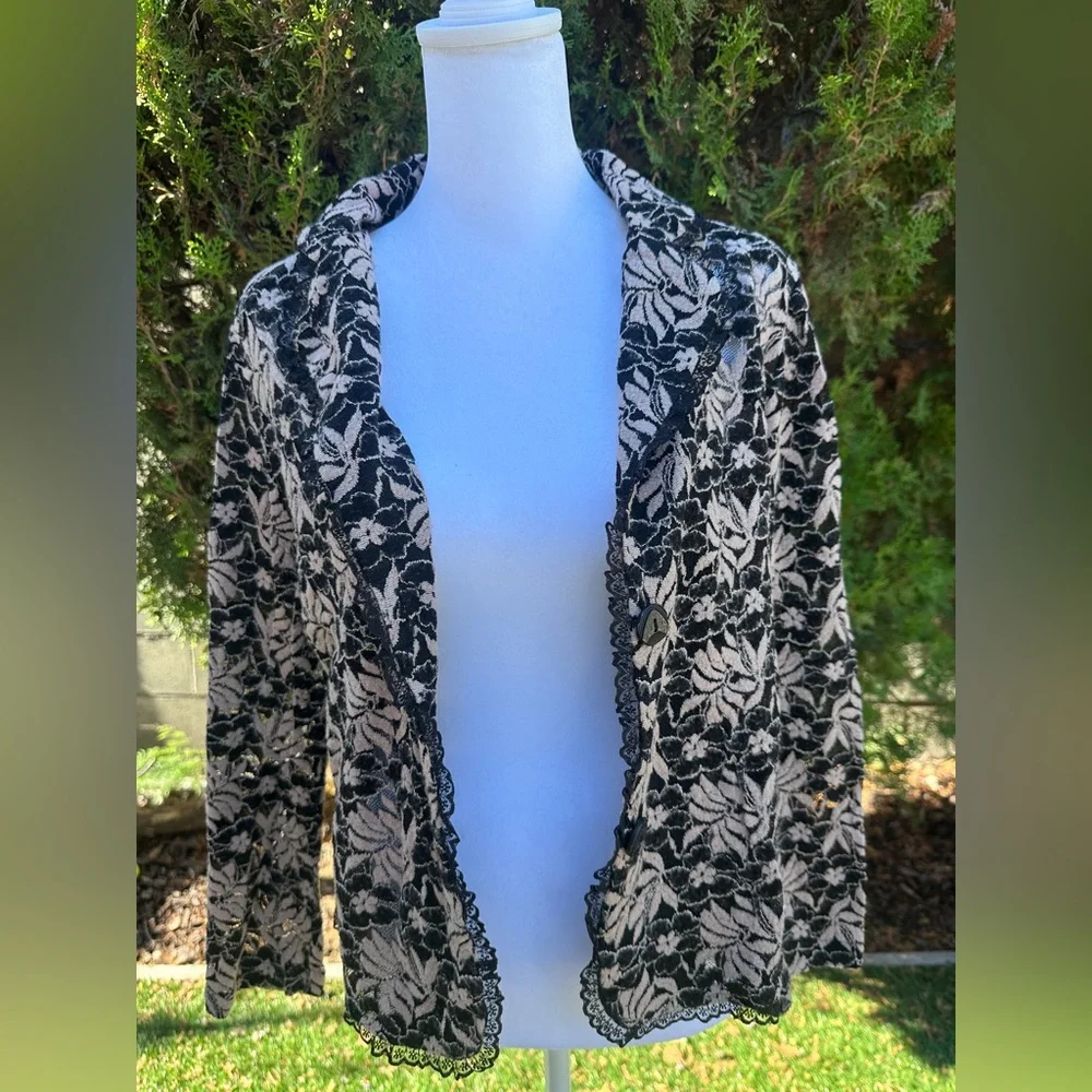 Women’s Ki Meng 100% Cotton Floral Lace Button-Up Blazer/ Jacket - Picture 6 of 9